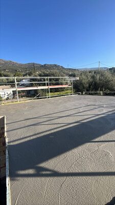 Finished concrete forecourt