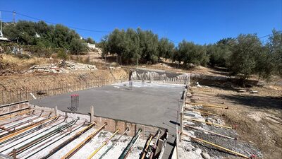 Paving a vehicle access
