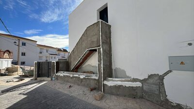 Façade and rooftop finishing